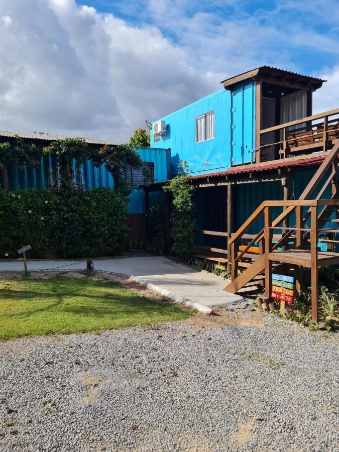 Hindu Box Containers E Cabanas Praia do Rosa Exteriér fotografie